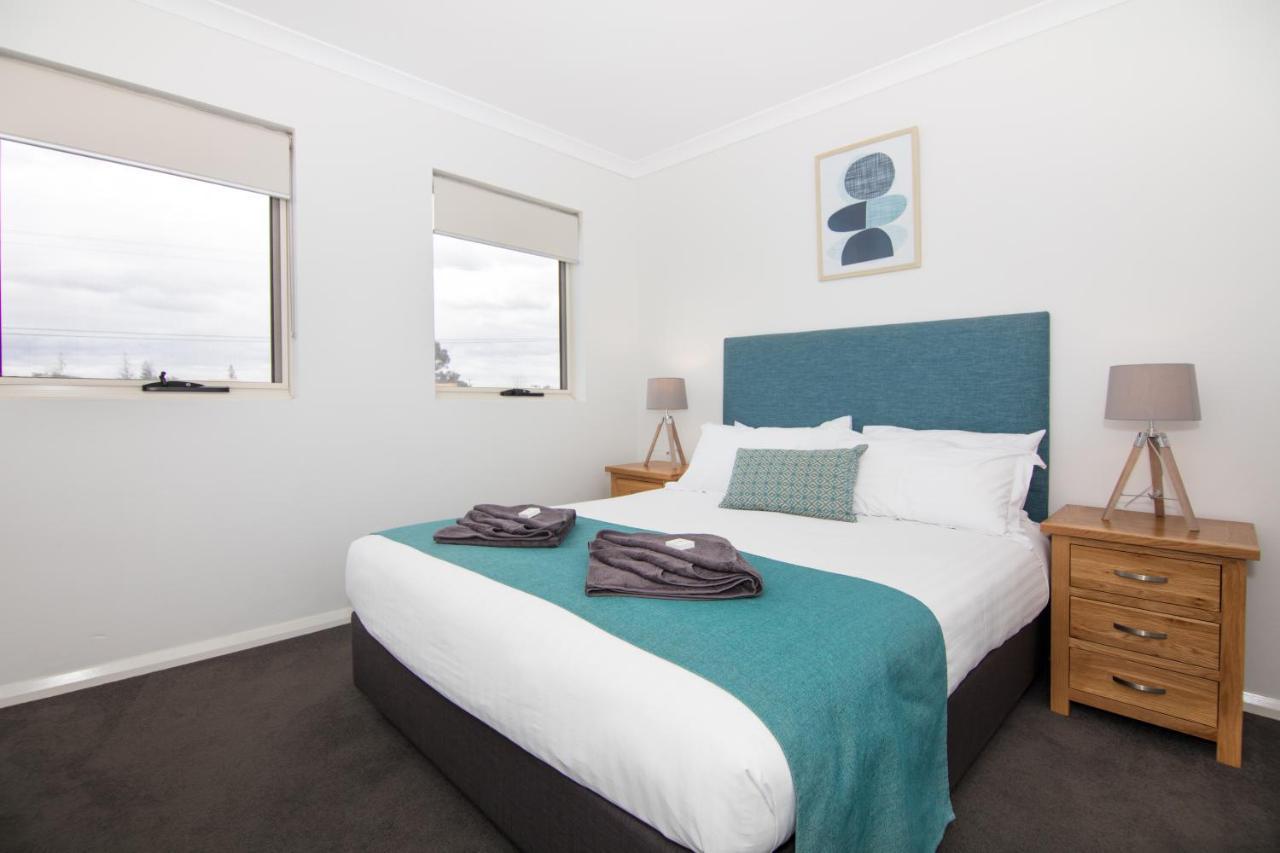 Jurien Bay Motel Apartments Экстерьер фото