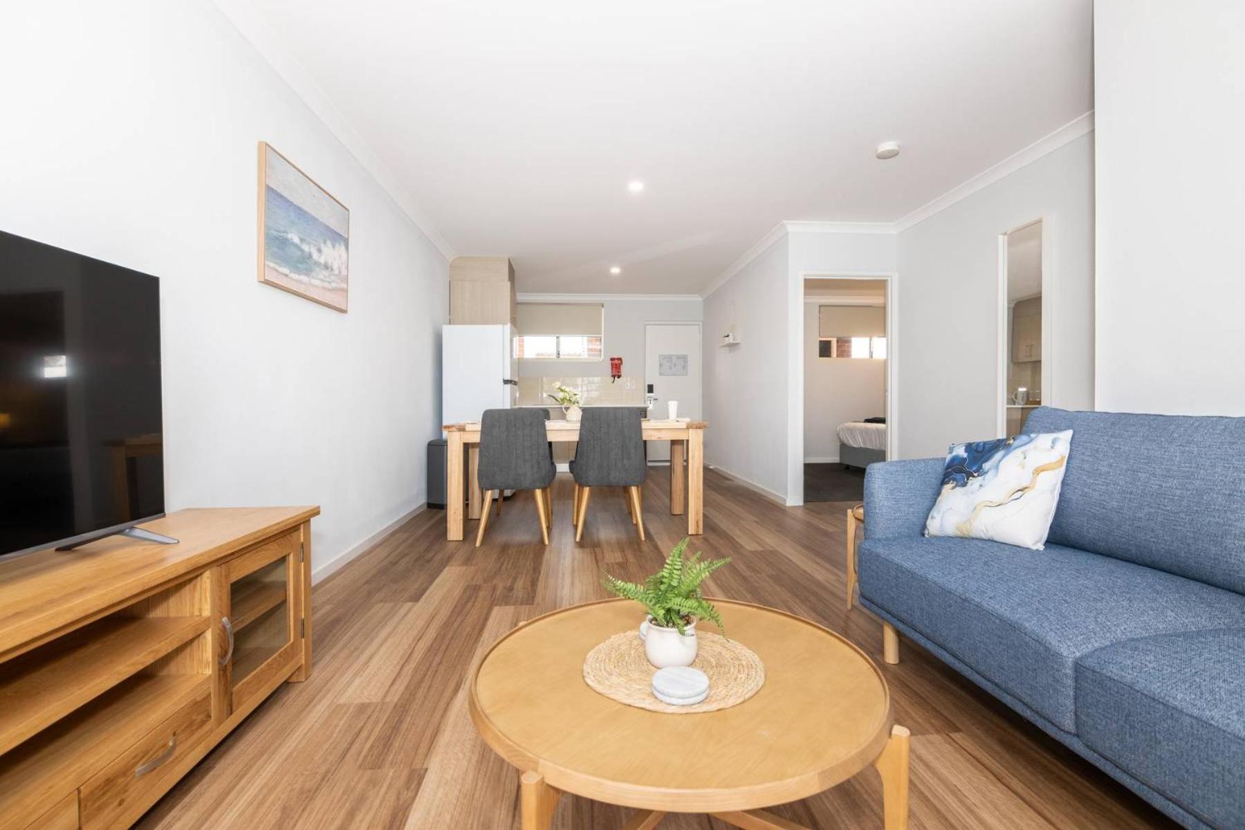 Jurien Bay Motel Apartments Экстерьер фото