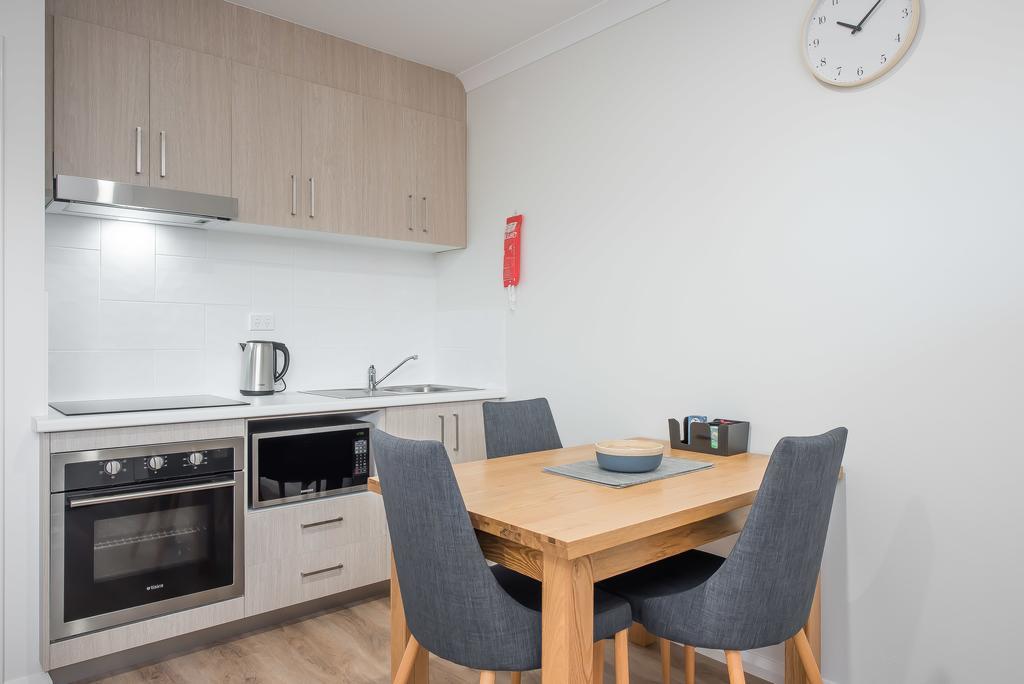 Jurien Bay Motel Apartments Экстерьер фото